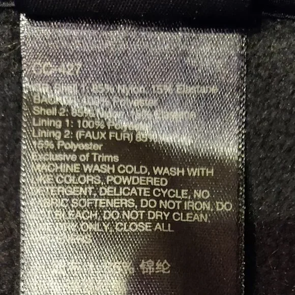 Marmot Black Soft Shell Vest With Faux Fur Hood Women's SIZE SMALL - Picture 6 of 6